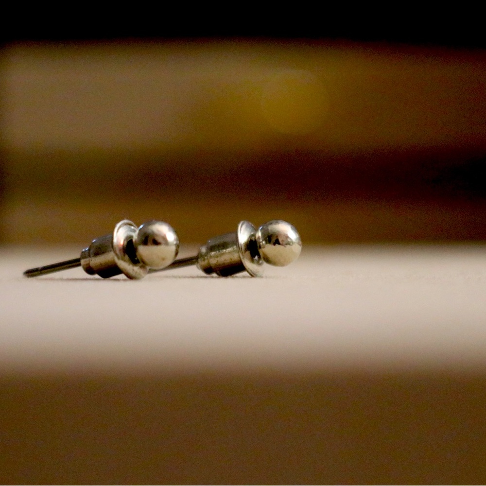 Silvertone  Studs